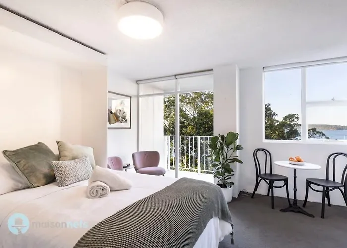 Studio Apt With Parking Balcony & Water Views